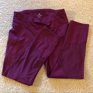 ATHLETA LEGGINGS SIZE S!!